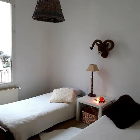 Paris Authentic House Métro Rer B 8 Beds Villa Gentilly