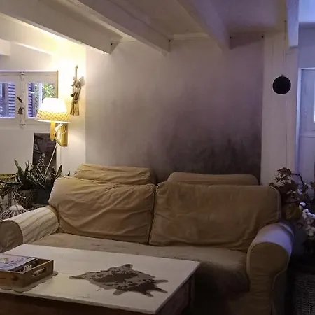 Villa Paris Authentic House Métro Rer B 8 Beds